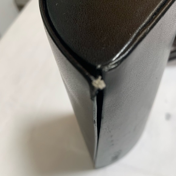 Fendi Women’s Sunglasses - Picture 4 of 12